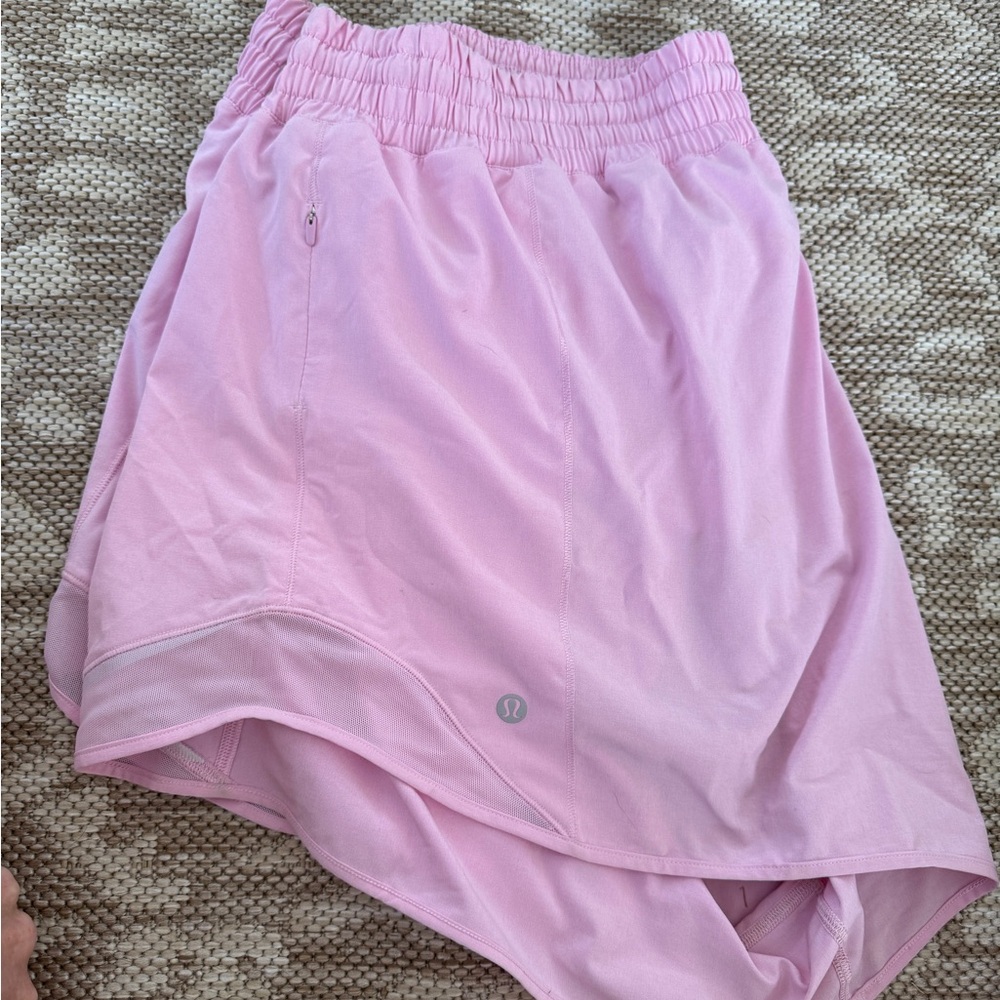 Lululemon Hotty Hot High-Rise 4” Shorts